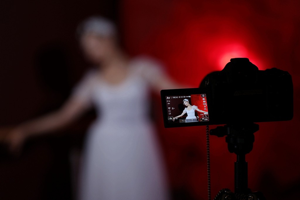 佳能大蓬车活动人像