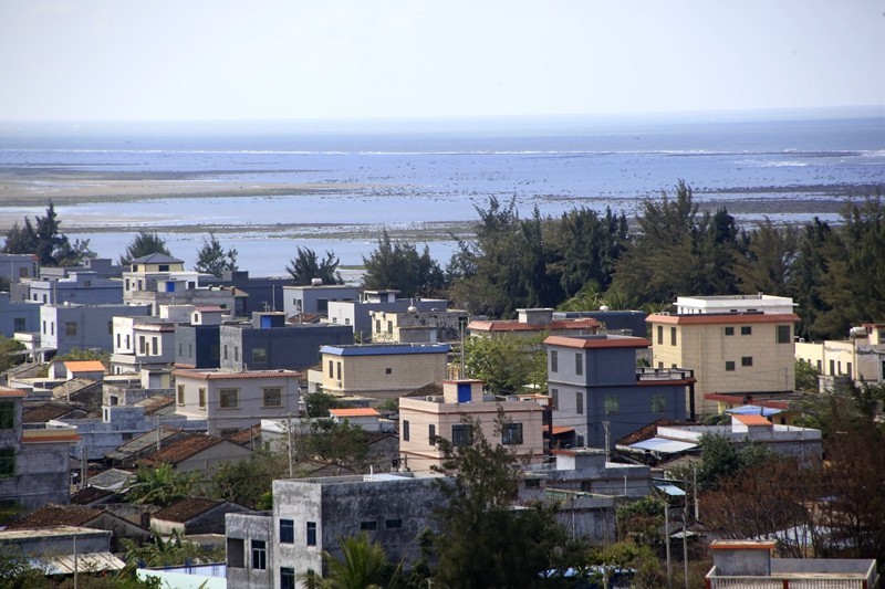 《不老松：忆海南游记》21.02.10长島兰湾楼群夹缝中看乡村！