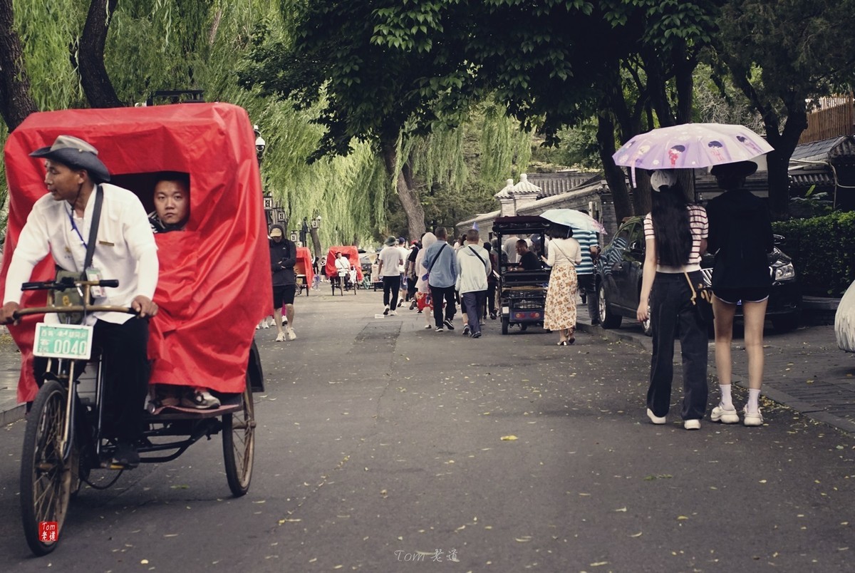 一場小雨前後的街景