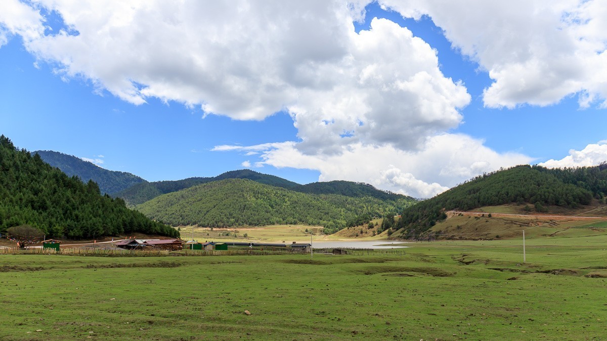 2023.6.25游木里藏族自治县丁冬海子