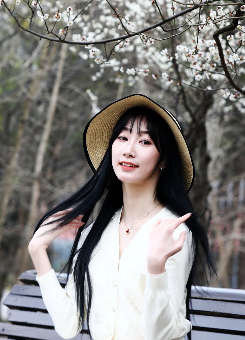 一组清新曼妙素雅的女孩