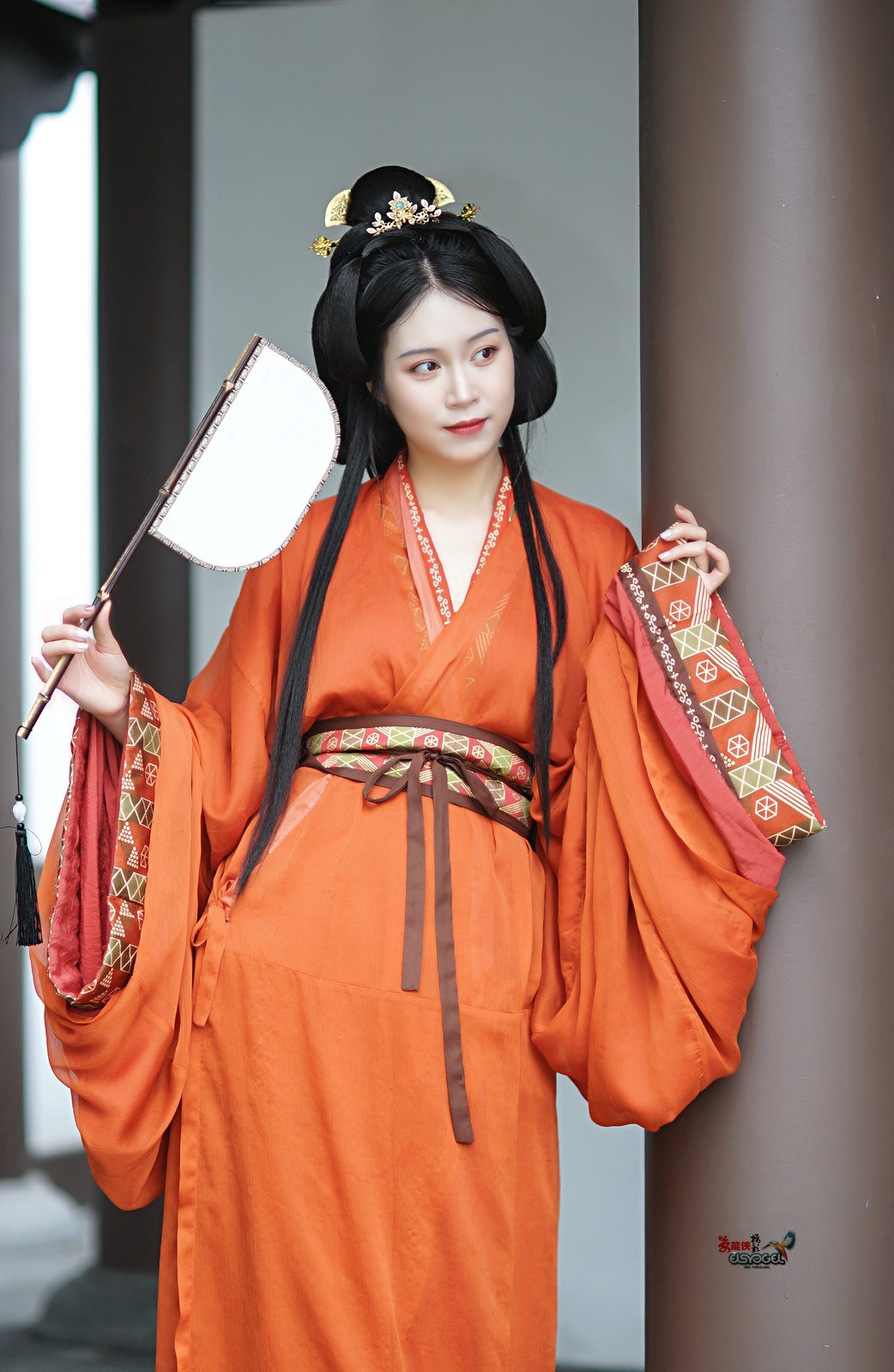 【歌尽桃花扇底风】---淑娴