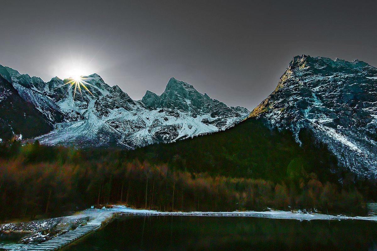 《 毕 棚 沟 》行 摄