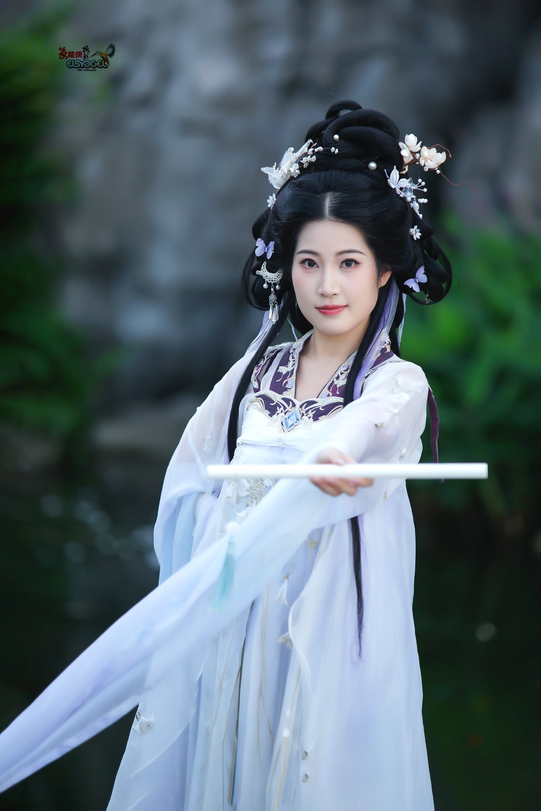 【紫灵羽衣】---似海