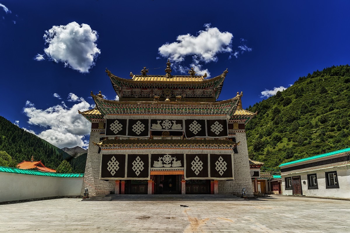 2022.07.川西避暑行 之 红原 · 壤口乡（康玛尔寺）