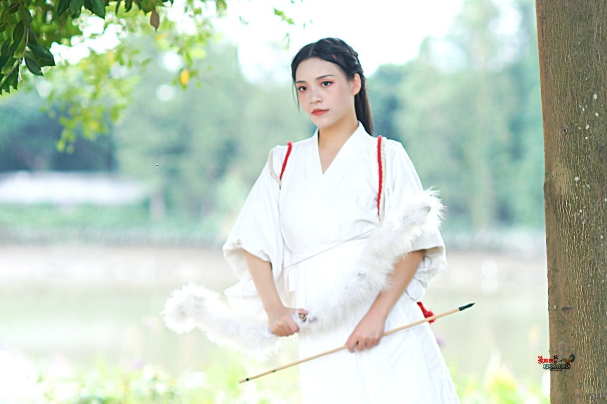 【绿野神明少女】---佳佳