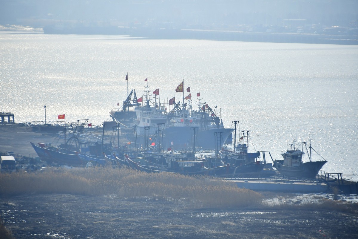 轻雾漫绕大辽河