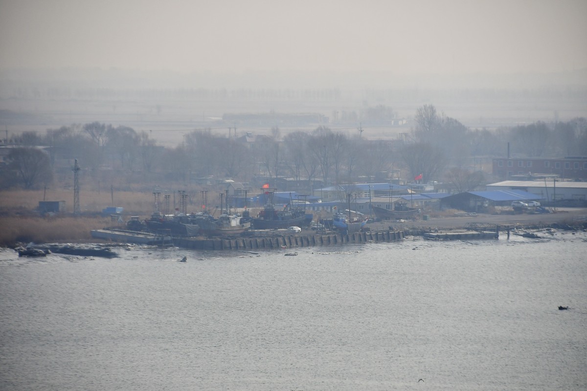 轻雾漫绕大辽河