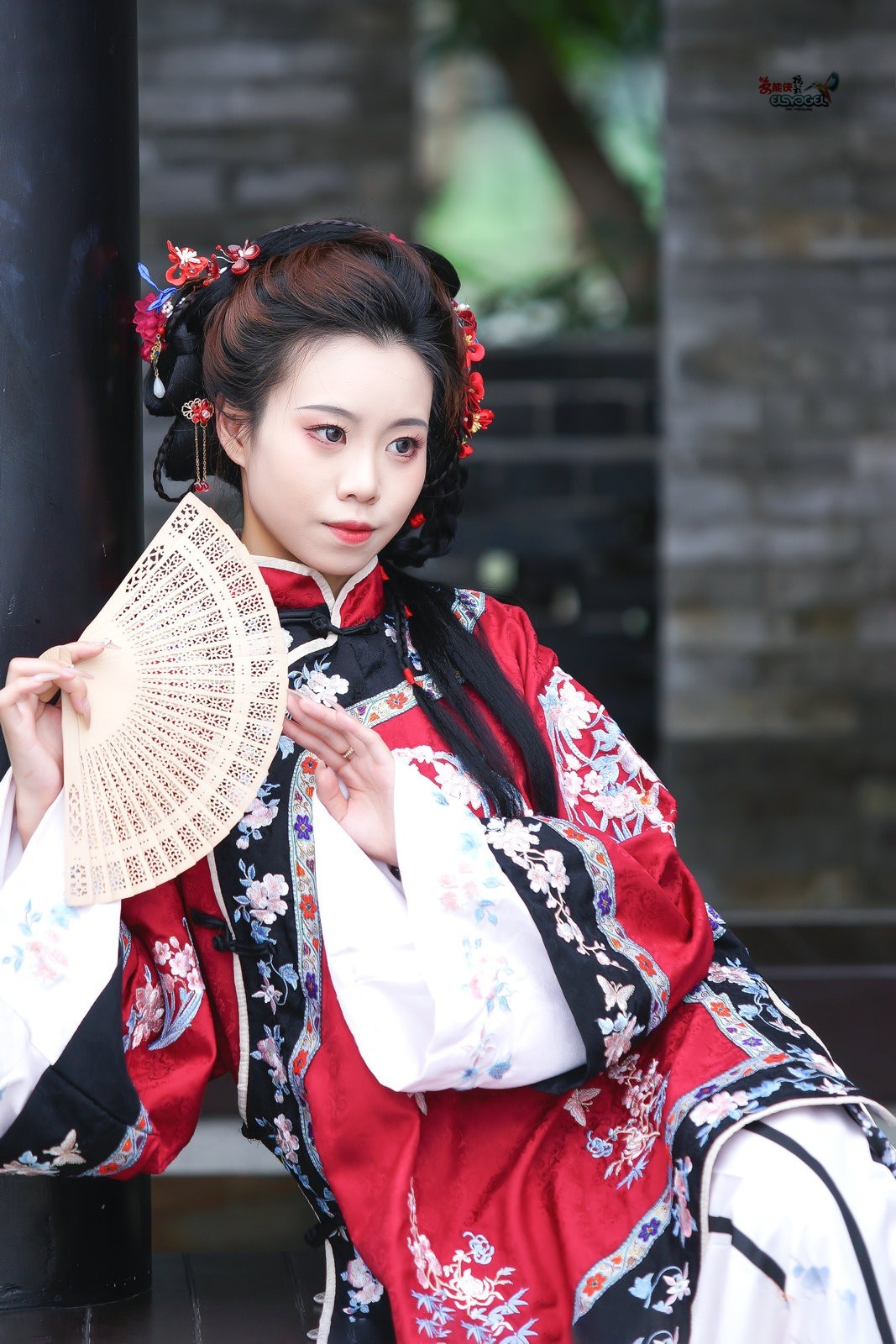 【倚红妆】---芯妍