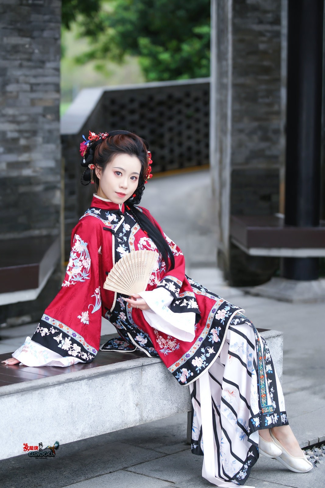 【倚红妆】---芯妍