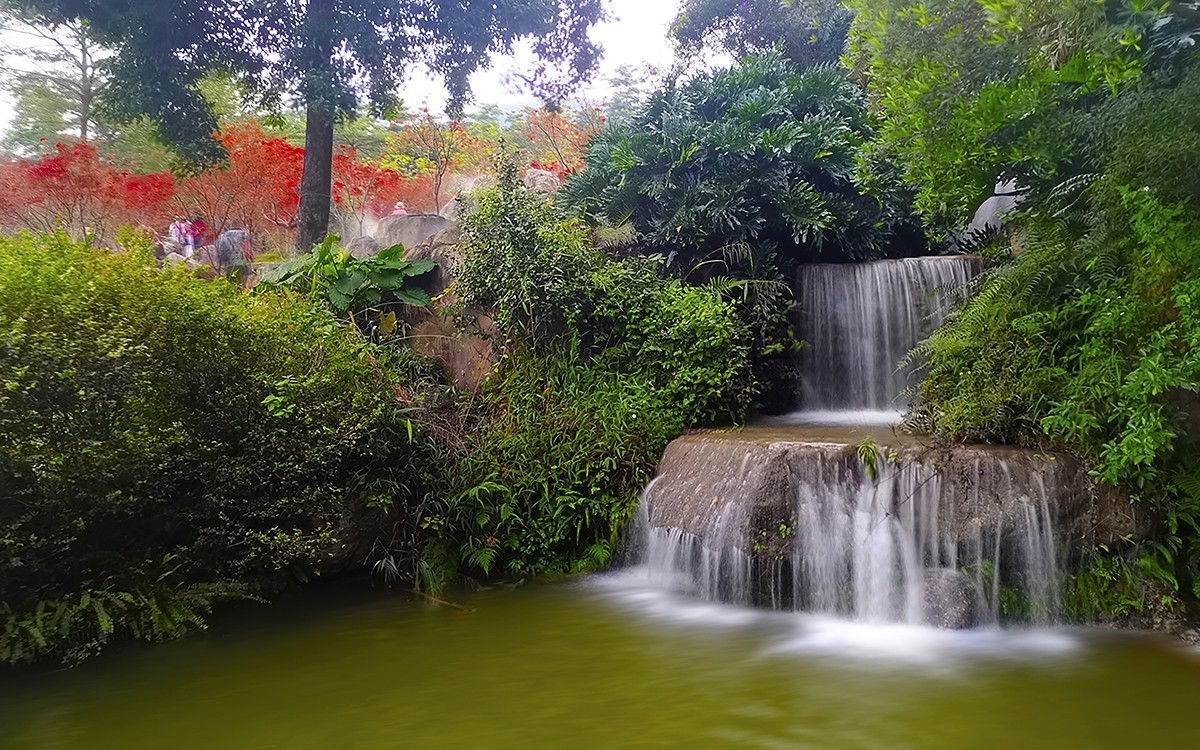 23386 ─ 手机慢门拍流水（手持3）