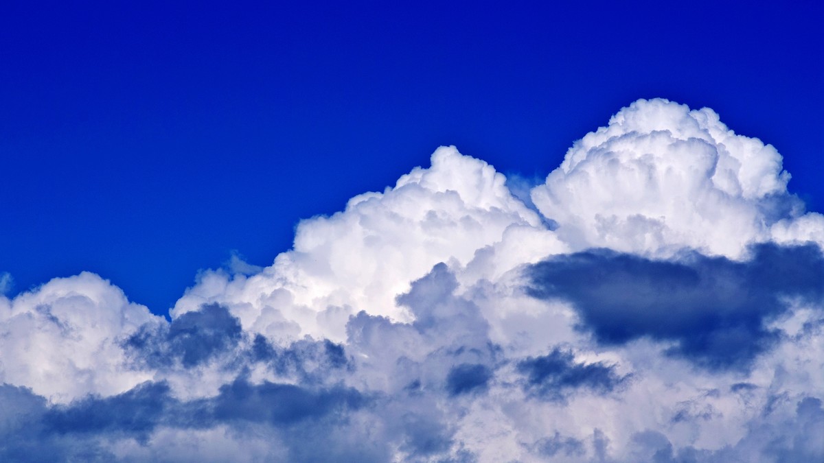 呼伦贝尔的蓝天白云