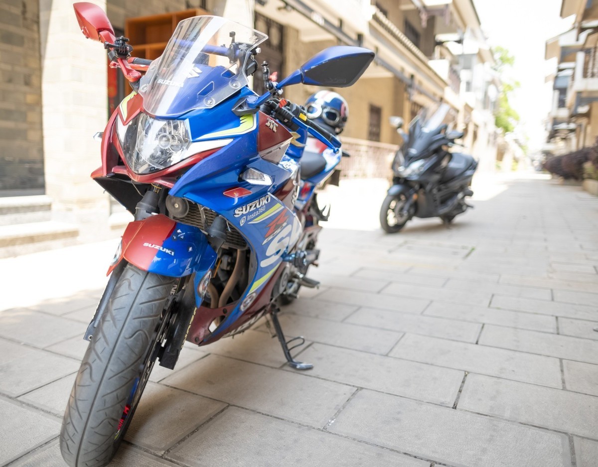 自己的摩托随拍