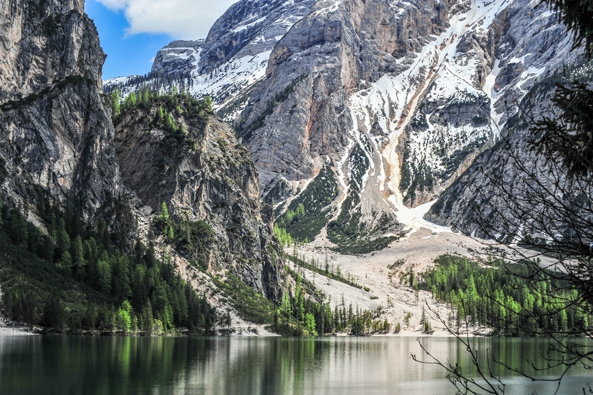 阿尔匹斯山影（奥，德，瑞--三角）