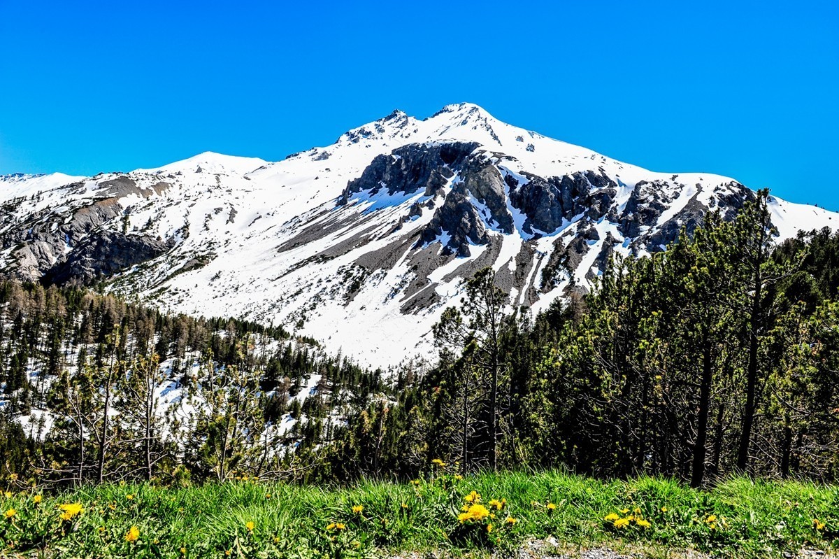 阿尔匹斯山影（奥，德，瑞--三角）