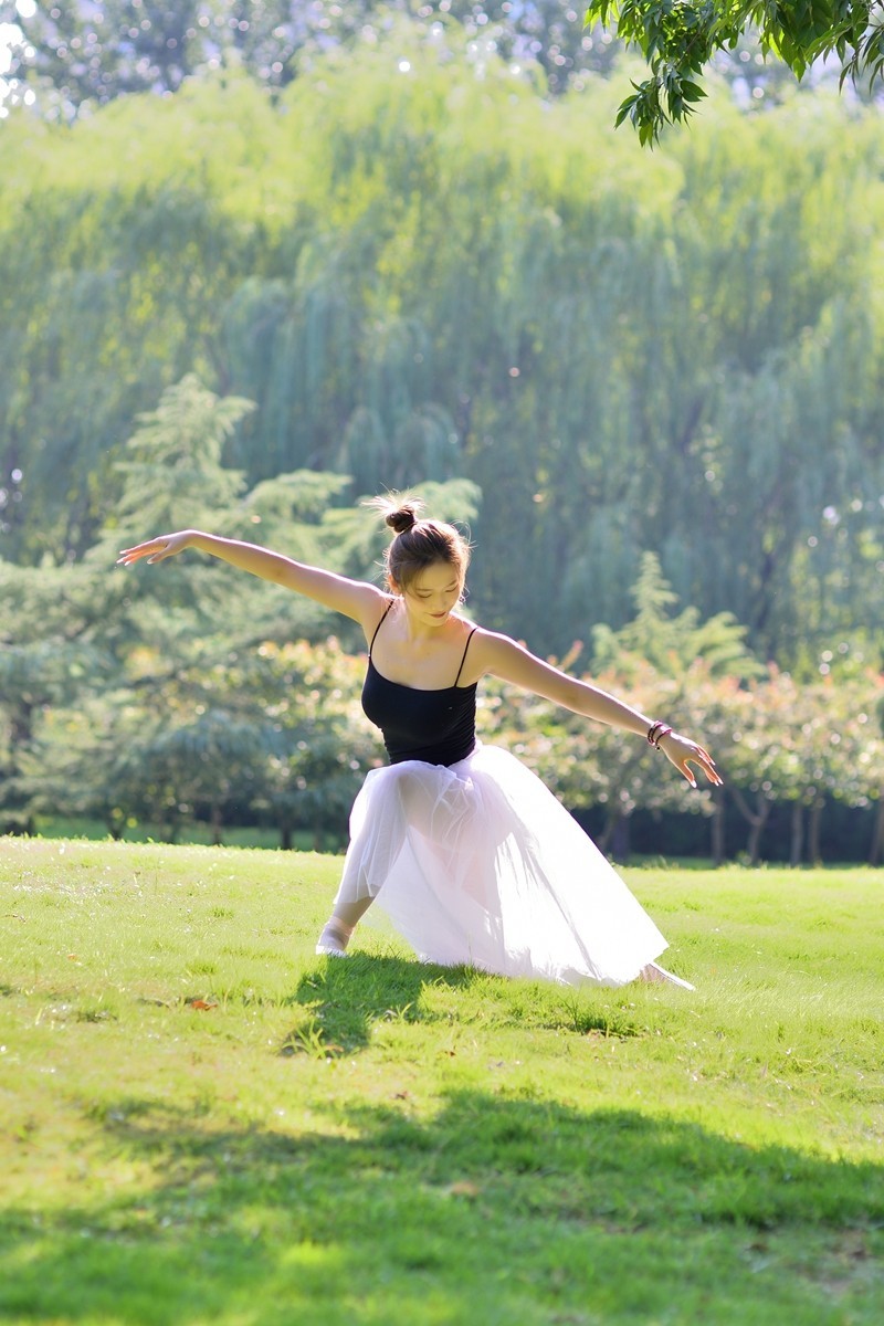 【视觉光影】 舞  蹈  人  像 （1）