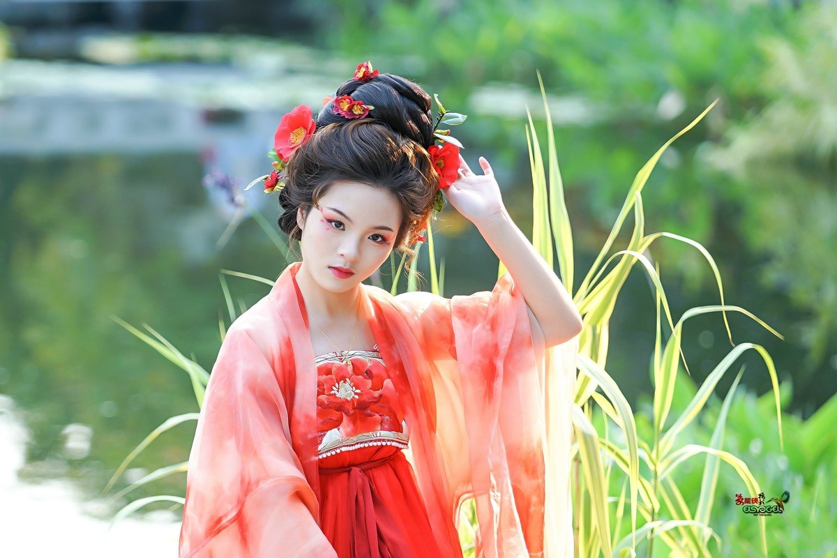 【人间富贵花】---芳芳