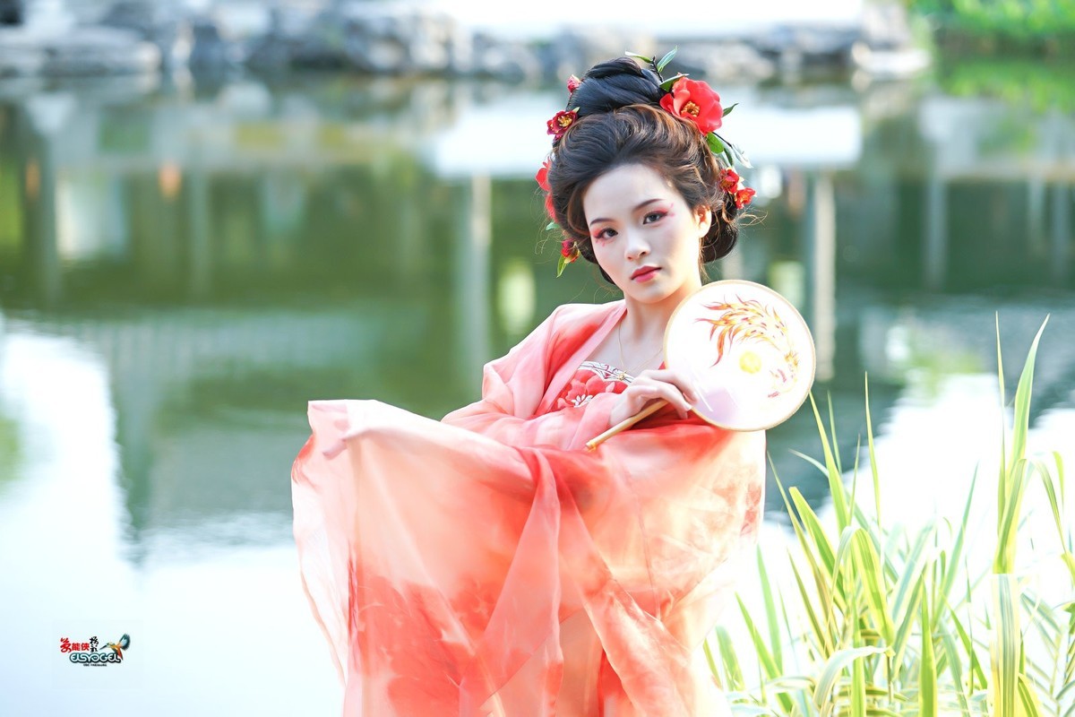 【人间富贵花】---芳芳