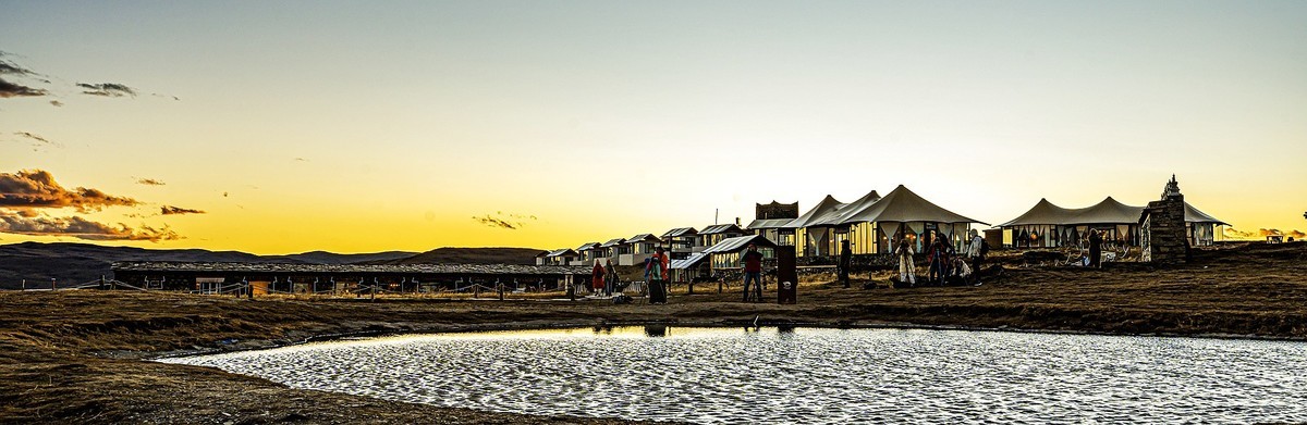 行走在318国道--新都桥段【9】