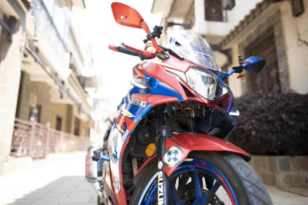 自己的摩托随拍