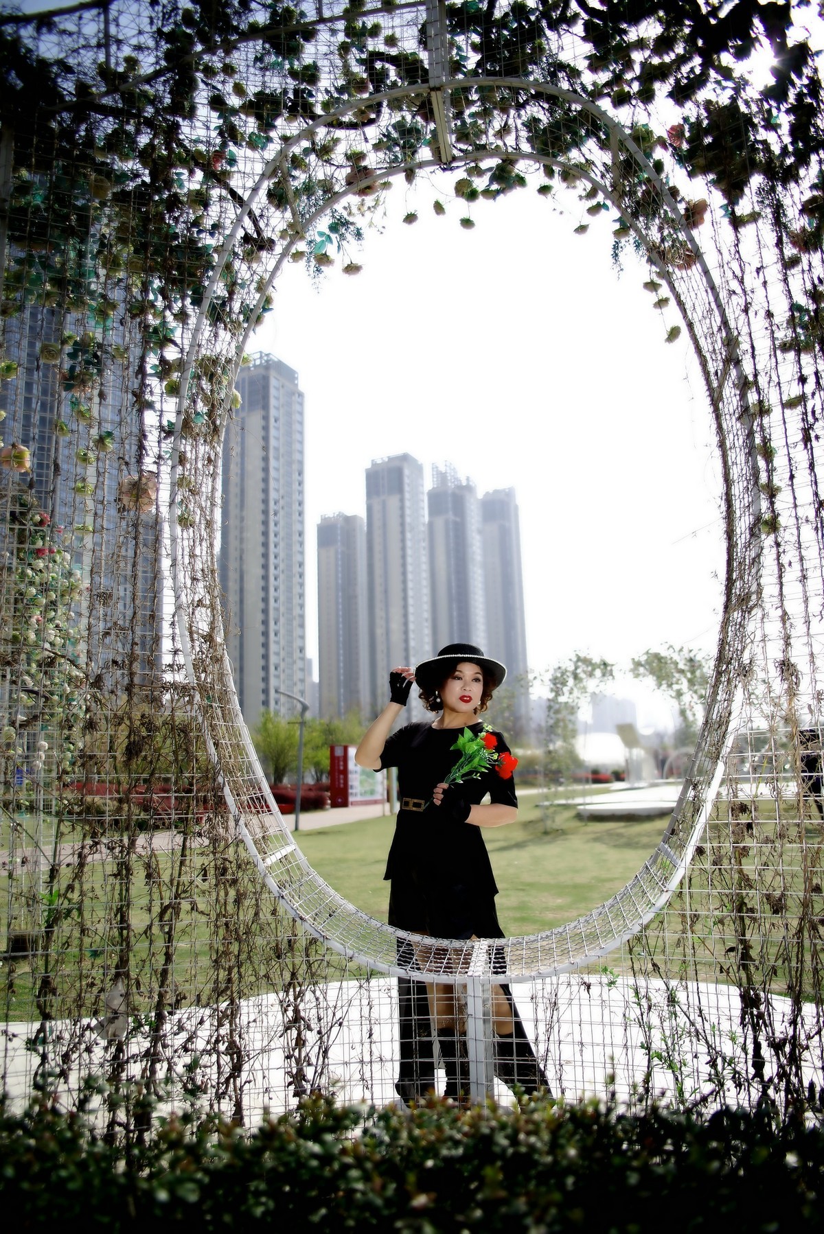 环境人像---武昌江滩的美女！