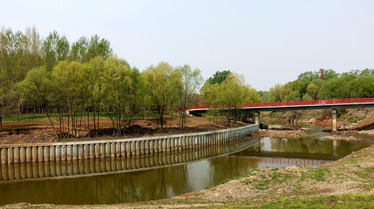 小河