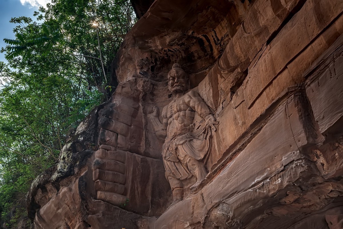 春末夏初安岳石刻卧佛院