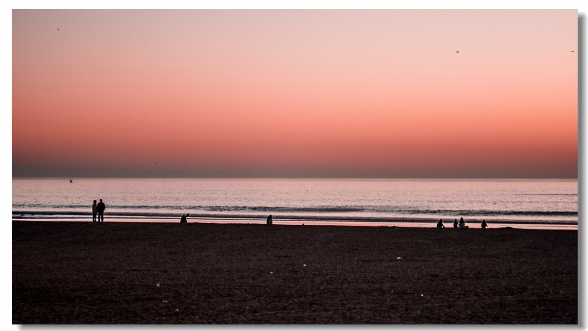 携“沙海日落（摩洛哥）”--辞旧迎新，祝师友节日快乐！！