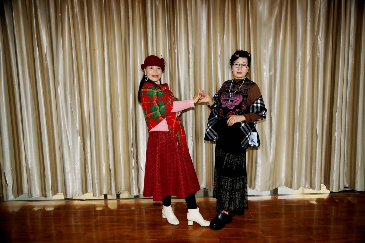 室内环境人像---学习班上的美女们！