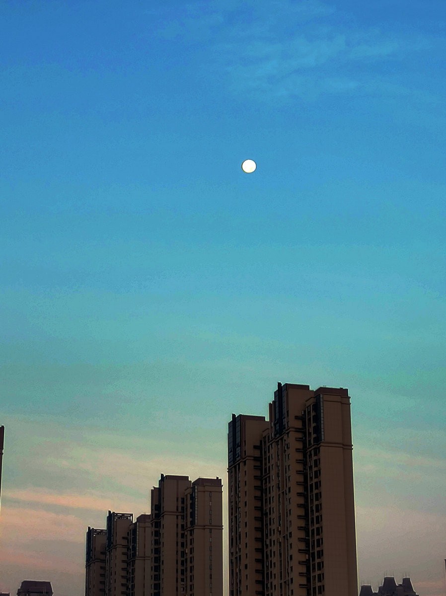 漫步星城 走街串巷（404）关上村