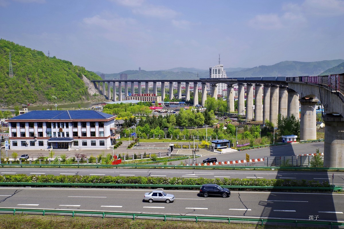 松花江上的人参之乡抚松县一瞥 (宾得K1相机+DAF24—70镜头)