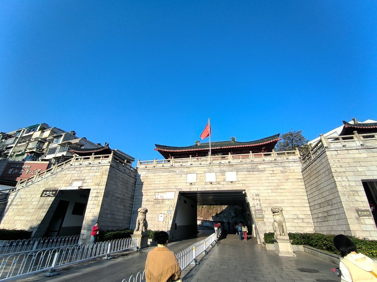 漫步星城 走街串巷（406）岳麓山