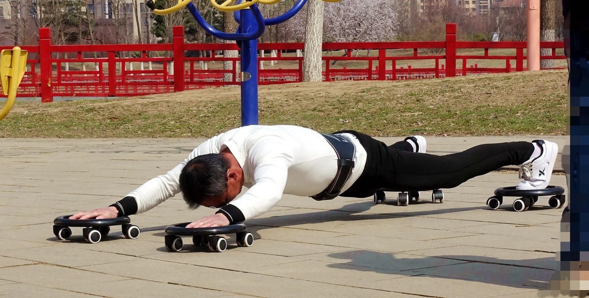 随拍公园锻炼好