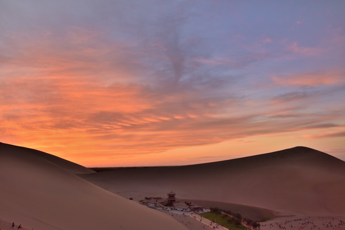 夏日青海甘肃大环线掠影——夕照鸣沙山.月牙泉【4】
