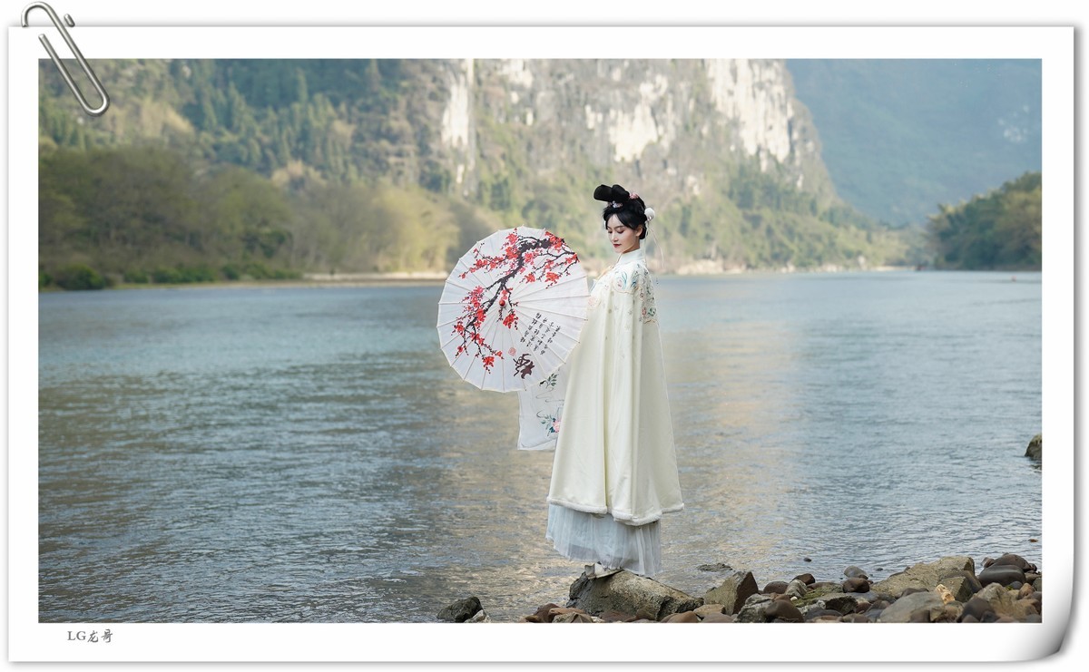 《白素贞》A058 腾龙35-150mm f/2-2.8 Di III VXD