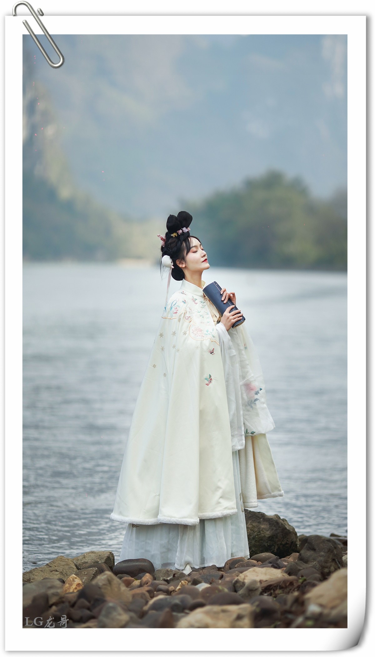 《白素贞》A058 腾龙35-150mm f/2-2.8 Di III VXD