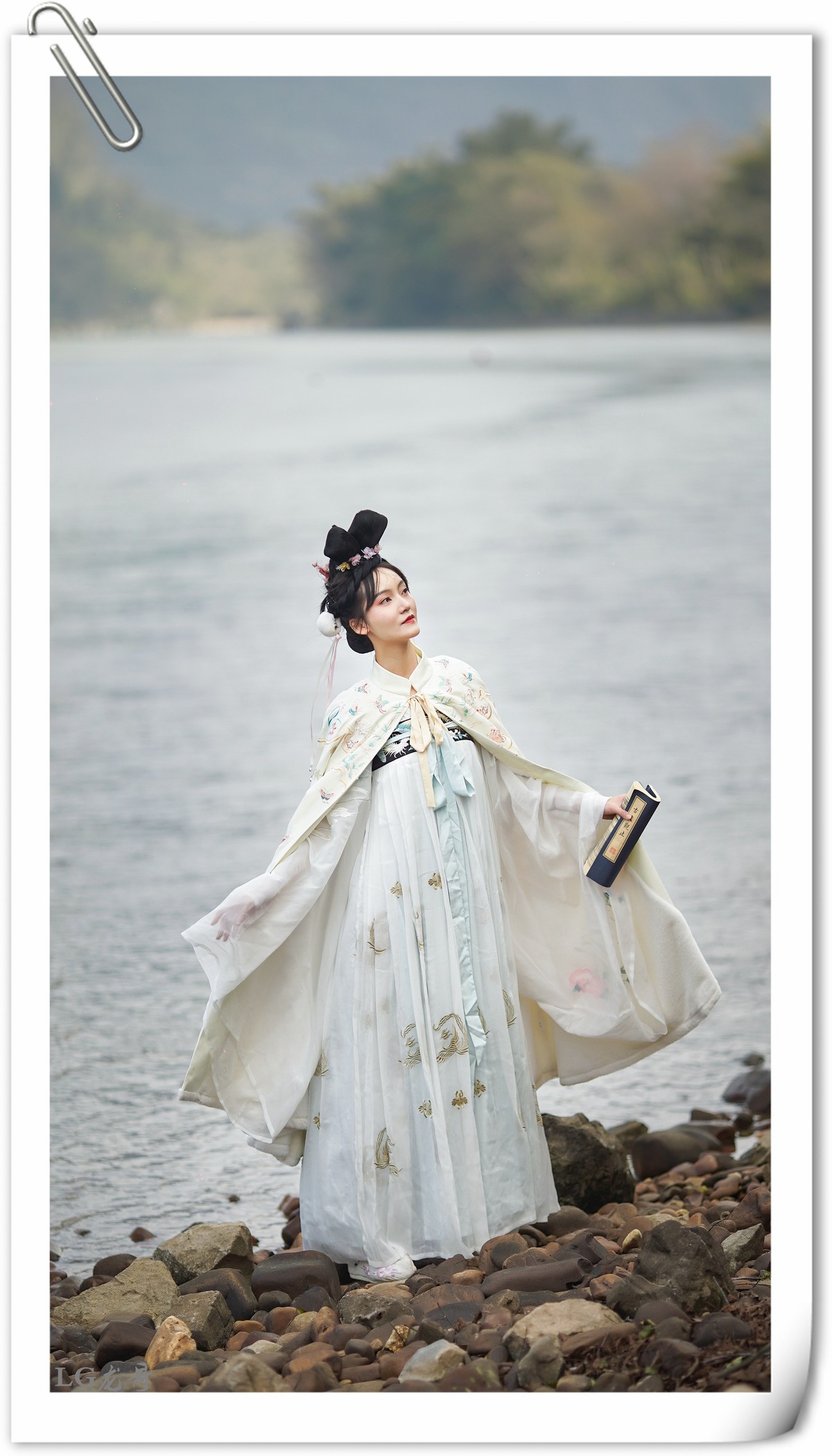 《白素贞》A058 腾龙35-150mm f/2-2.8 Di III VXD