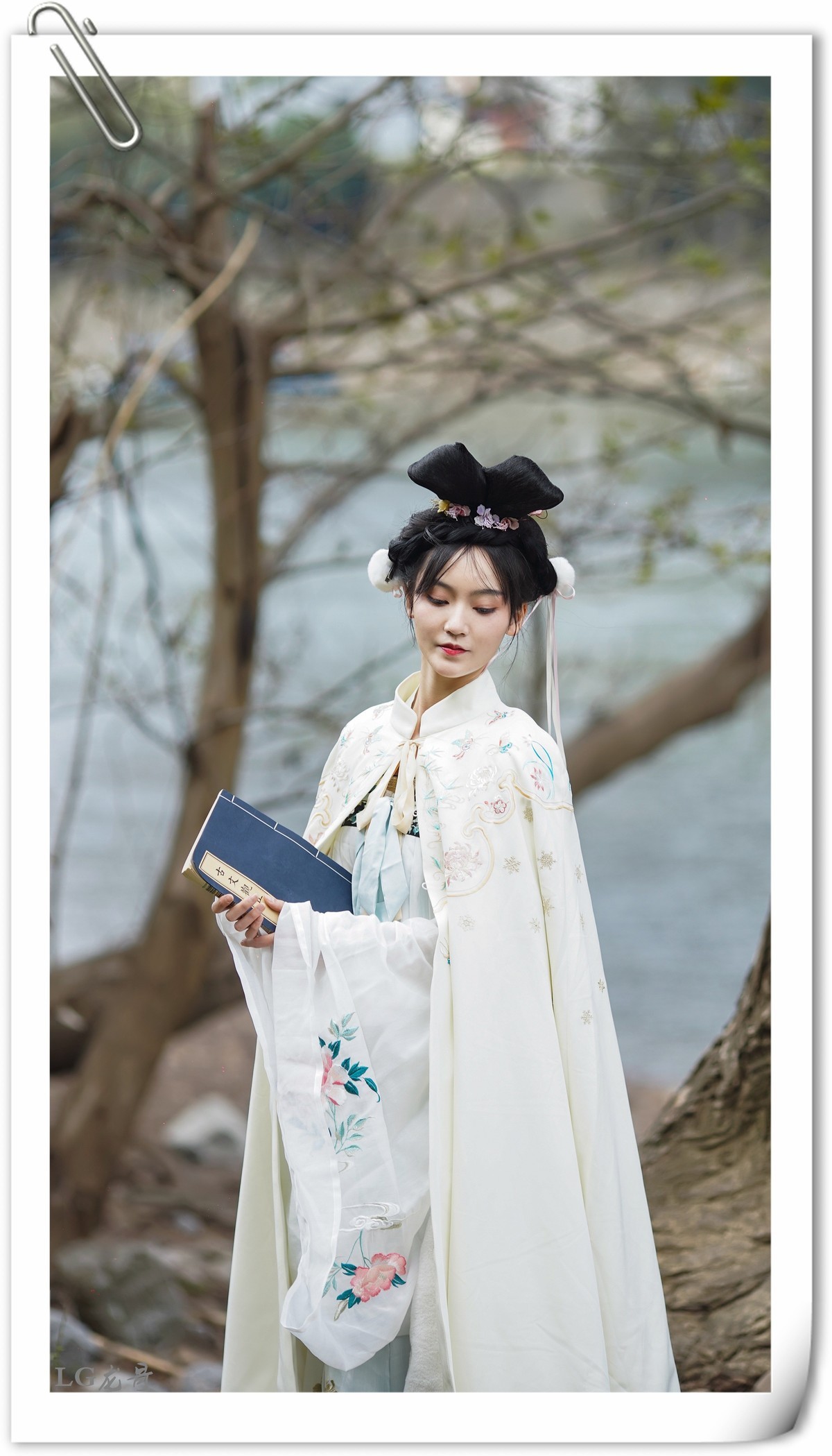 《白素贞》A058 腾龙35-150mm f/2-2.8 Di III VXD