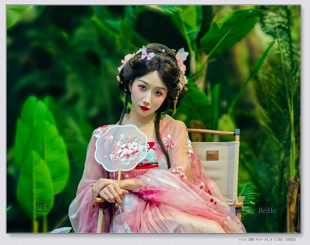 观看第25届照相机械器材技术展-续