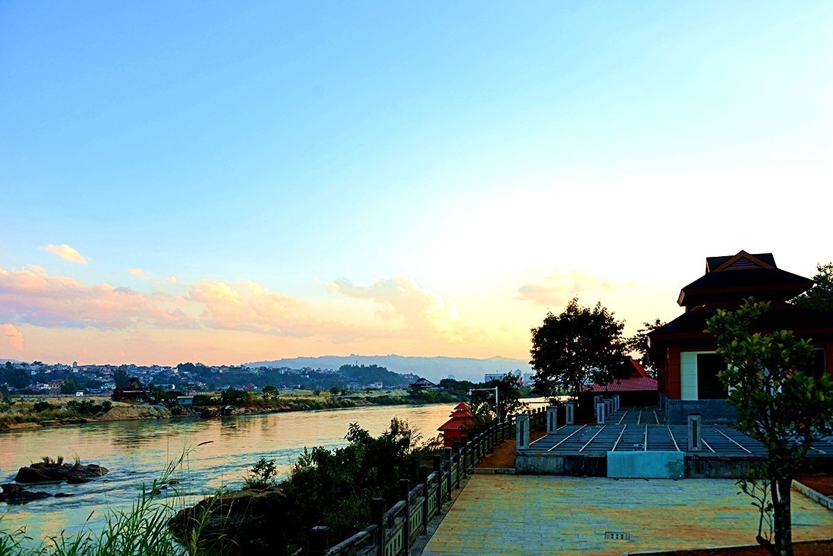 翡翠泉温泉度假村（云南腾冲）