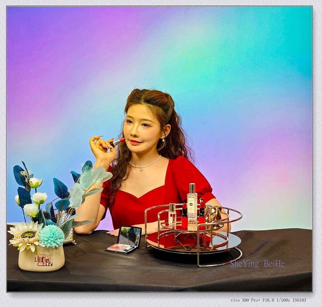 观看第25届照相机械器材技术展