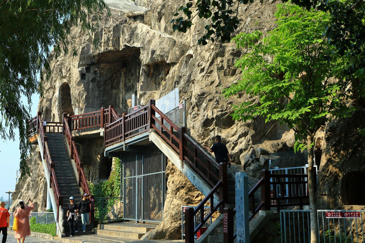 洛阳龙门石窟（一路向北）