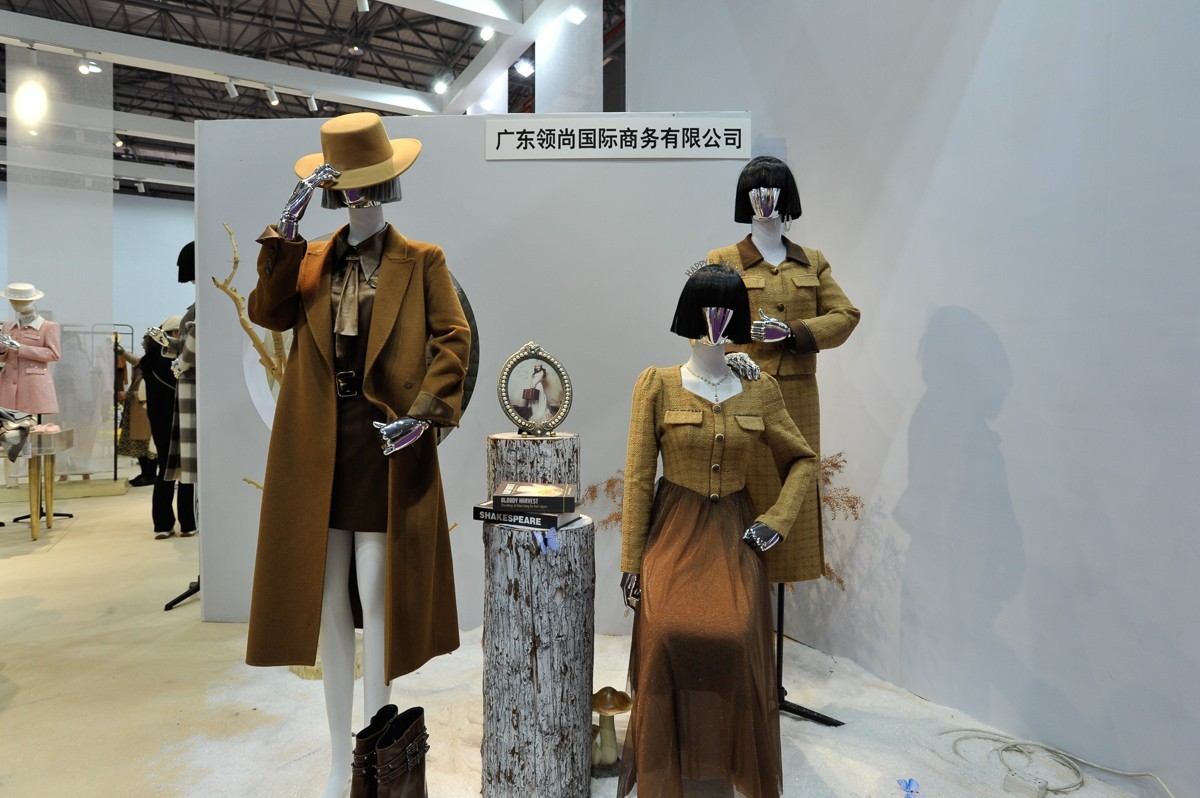 服装交易会 杂拍