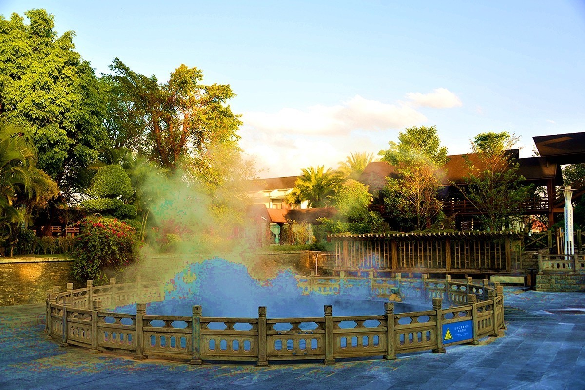 翡翠泉温泉度假村（云南腾冲）