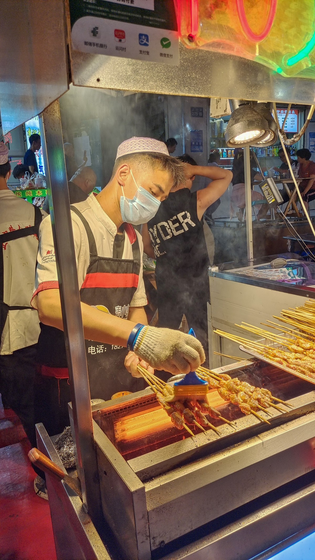 正宁路小吃夜市