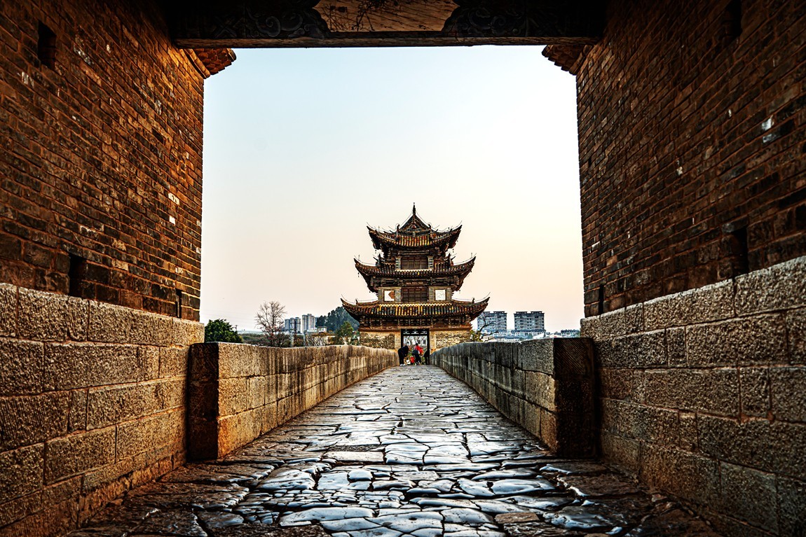 云南红河建水--双龙桥