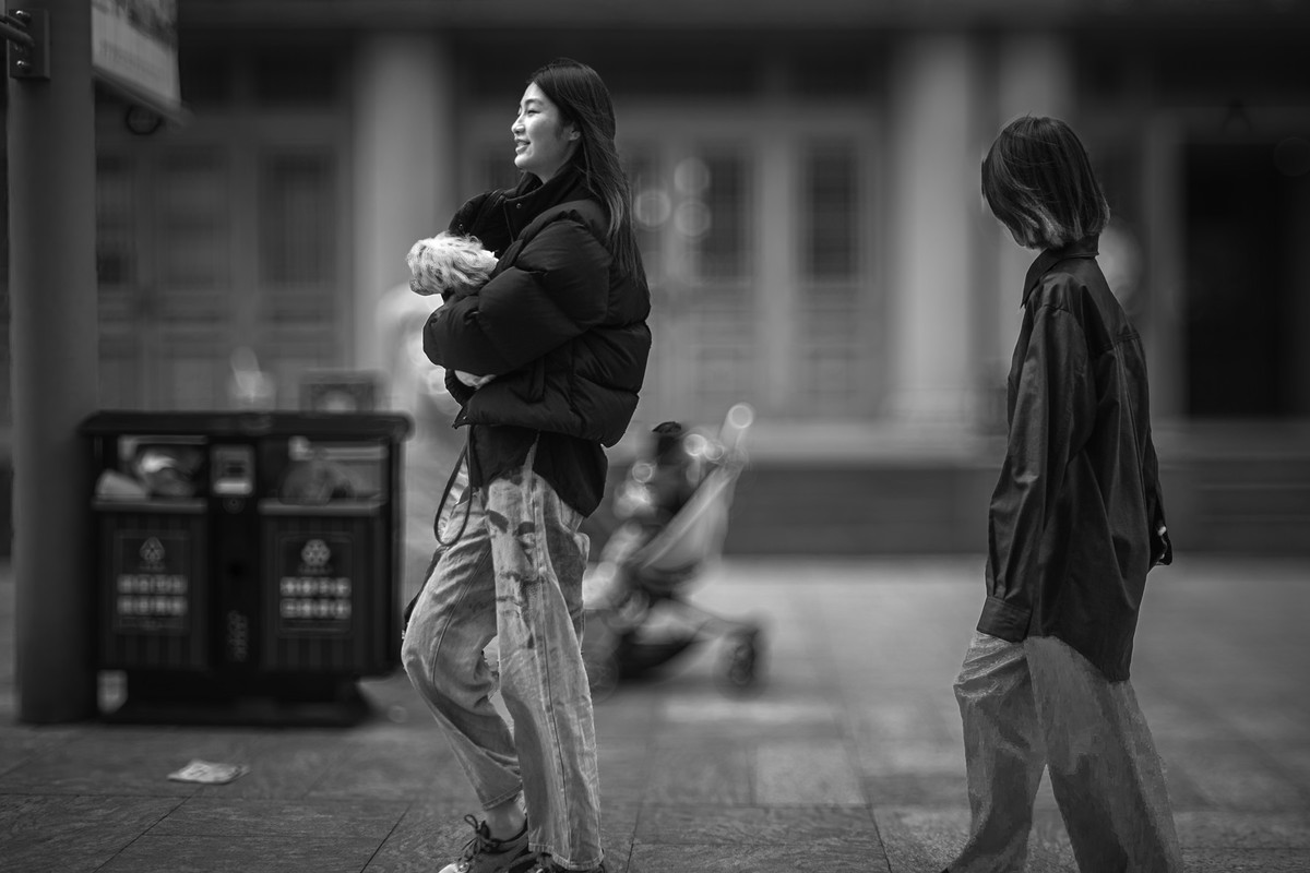 芸芸众生过去漫天尘土扬