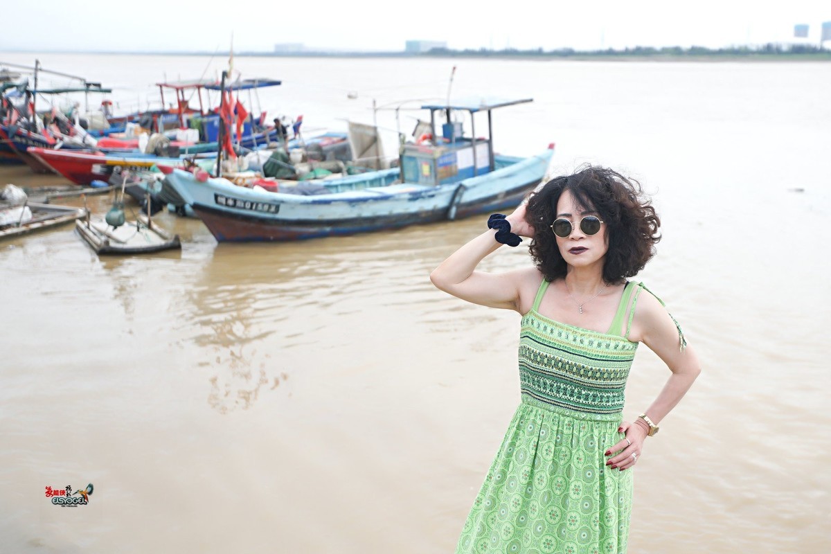 【泉州美女】---方芳