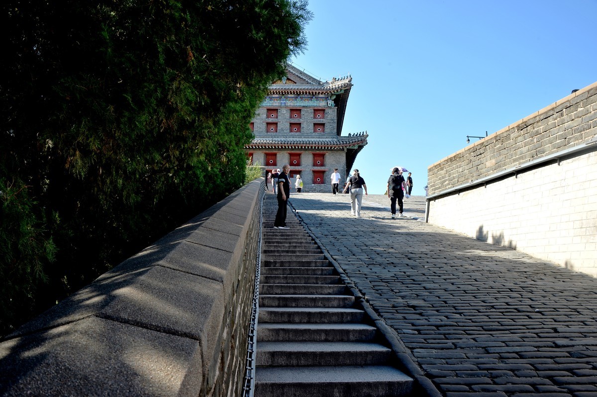 故地重游