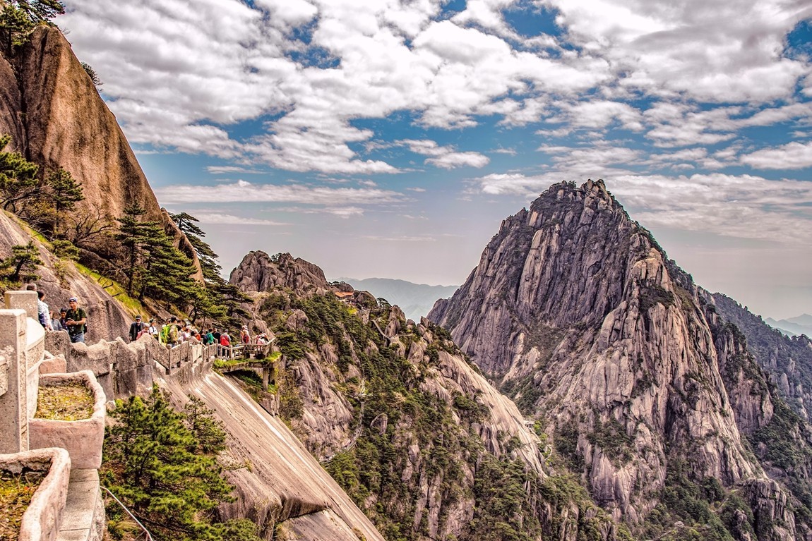 黄山--峰峦随镜入画来【8】